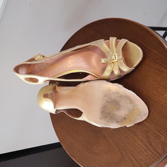 Richard Tyler Heels, Size 7, Sparkly Gold - WITNESS - Picture 4 of 5